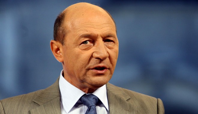 Președintele Traian Băsescu a decorat mai mulți înalți prelați - presedinteletraianbasescu-1398445663.jpg