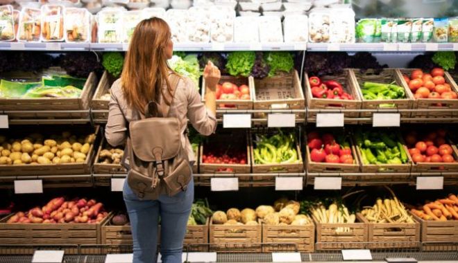 Indicele global al prețurilor la alimente a scăzut anul trecut cu 13,7% - preturi-alimente-1704715962.jpg