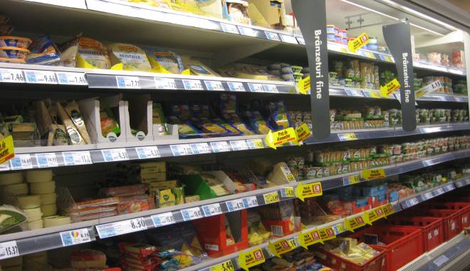 Prețurile de consum continuă să scadă - preturile-1441878694.jpg