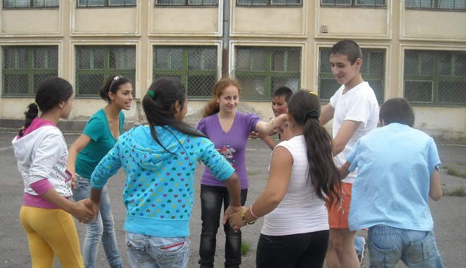 Un nou proiect de reducere a abandonului școlar - prevenireabandon-1404399751.jpg