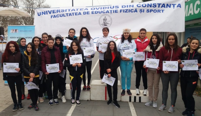 Prezență record la Crosul studențesc Ovidius Antidrog - prezenta-1480352292.jpg