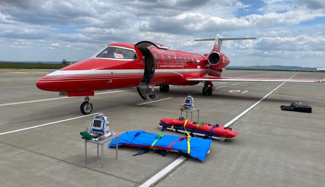 Prima misiune a avionului SMURD - doi pacienţi în stare critică, transferaţi rapid, pe calea aerului - prima-misiune-avion-smurd-1715274605.jpg