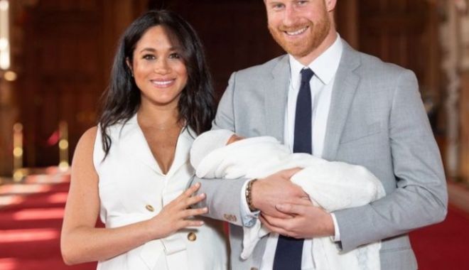 Prima fotografie a bebelușului lui Meghan Markle și al Prințului Harry - primaimaginecubebelusulluimeghan-1557317186.jpg
