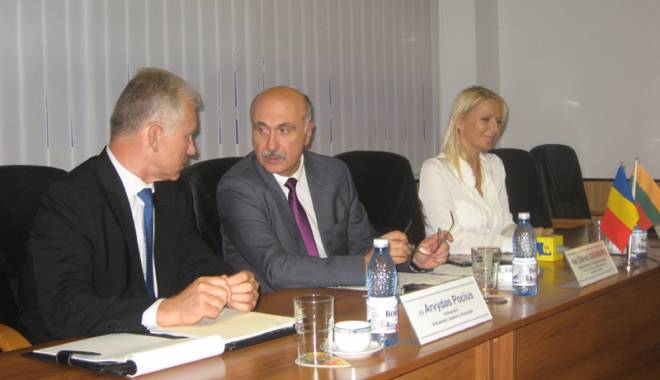 Prima întâlnire de afaceri româno-lituaniană, la Constanța - primaintalniredeafaceri2-1443205124.jpg