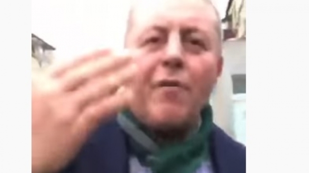 Tânăr lovit de primar, după ce i-a spus edilului că nu a făcut nimic pentru oraș - primar58333400-1574424733.jpg