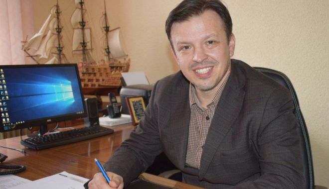 Viorel Ionescu, încă 4 ani la Primăria Hârşova. „Vă mulţumesc! Este o victorie a tuturor!” - primarharsova2-1601488079.jpg