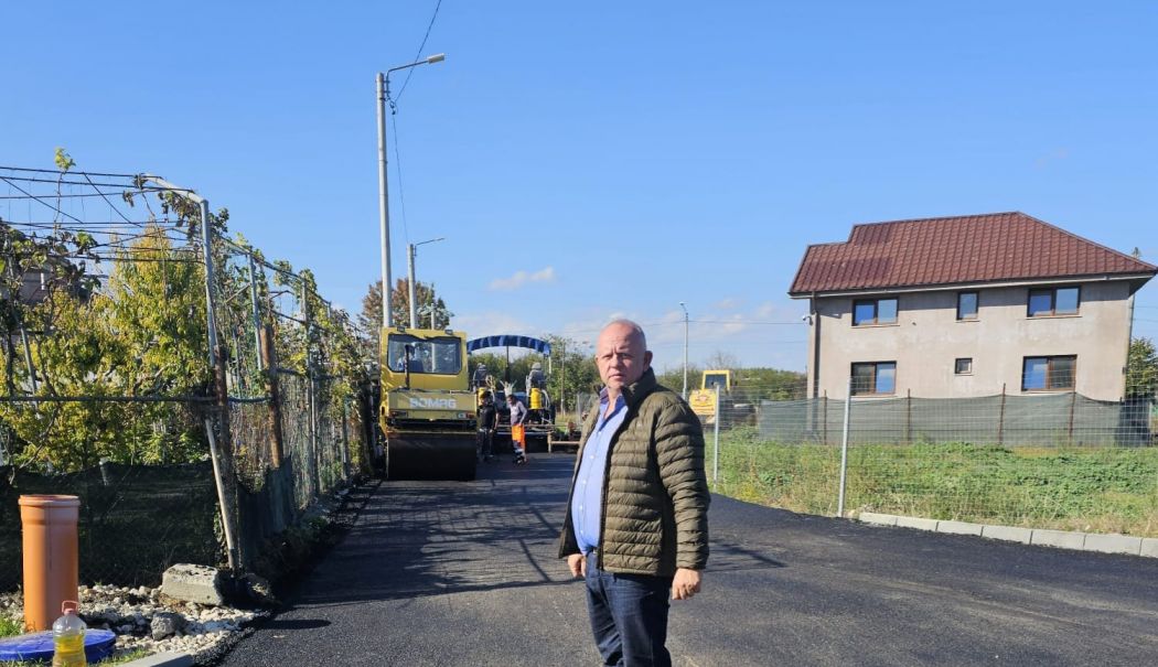Primăria Agigea a finalizat prima etapă de modernizare a străzilor din cartierul „Moară” - primaria-agigea-bun-1762339179.jpg