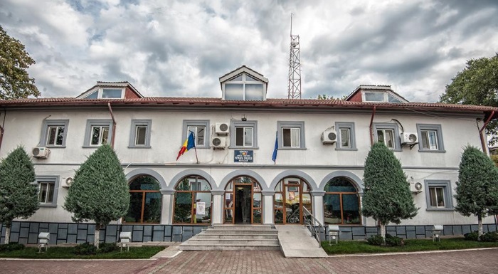 Primăria Năvodari începe distribuirea tichetelor sociale de Crăciun - primaria-navodari-1765975325.webp