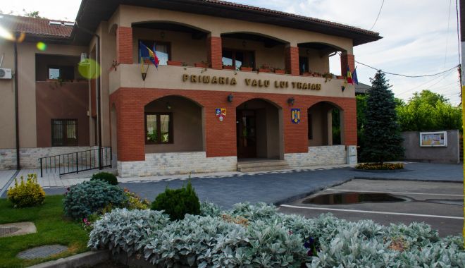 Primăria Valu lui Traian a scos la licitație contractul de execuţie pentru renovarea unei grădiniţe - primaria-valu-1686835817.jpg