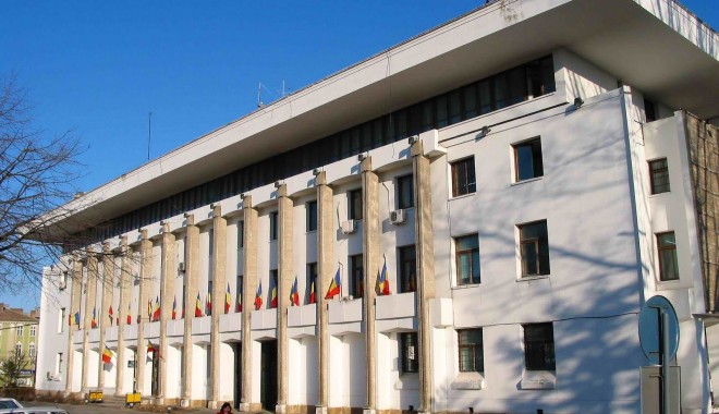Primăria Constanța, cu sabia deasupra capului - primariaconstanta-1322483609.jpg