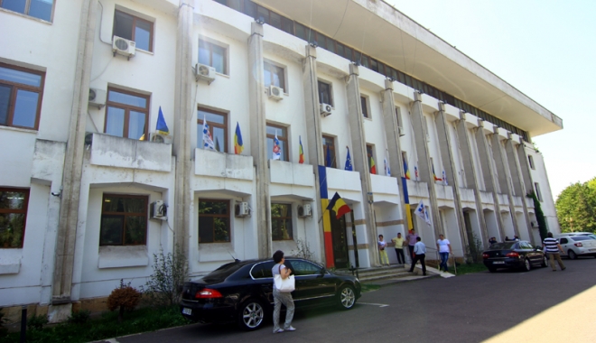 Primăria Constanța  dă startul  licitațiilor pentru amplasamentele  din Bazarul Perla - primariaconstanta2-1492792100.jpg
