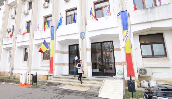 Primăria Constanța pune la bătaie bani pentru proiecte culturale, sociale și sportive - primariaconstanta8-1591894806.jpg