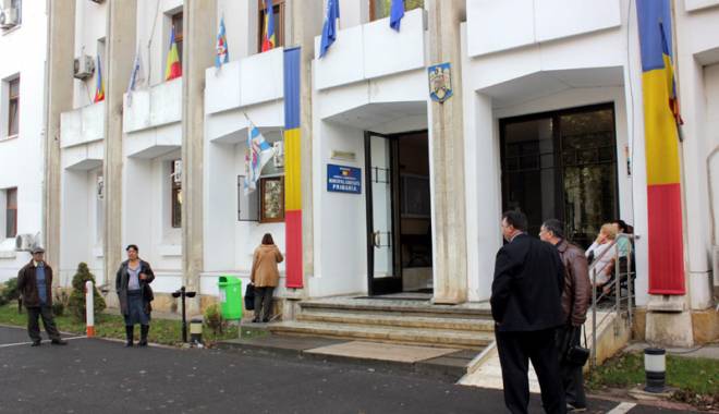 Primăria Constanța taie zilele orașului de pe listă.  În loc de concerte, urări de sănătate! - primariaconstantanuorganizeaza-1432060283.jpg