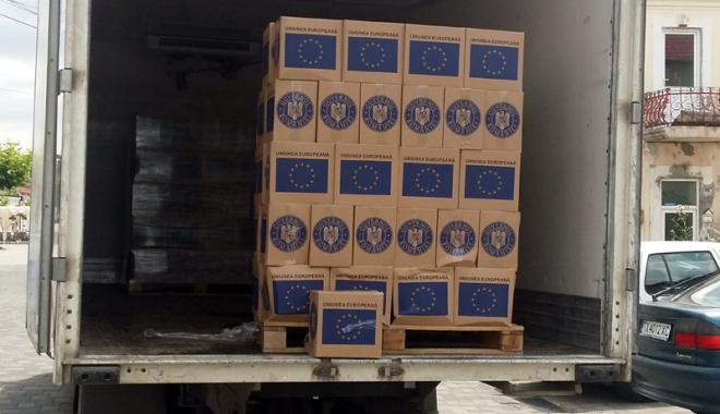 Primăria Constanța reia distribuirea pachetelor cu ajutoare de la UE - primariaconstantareiadistribuire-1470332168.jpg