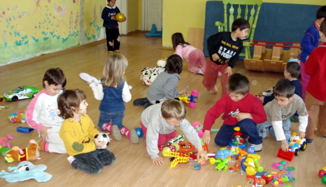 Primăria Constanța va acorda tichete pentru grădiniță - primariaconstantavaacordatichete-1460994841.jpg
