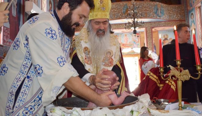 Primăria Cumpăna o cinstește pe Sfânta Parascheva. Șapte copii vor fi creștinați - primariacumpana-1570823286.jpg