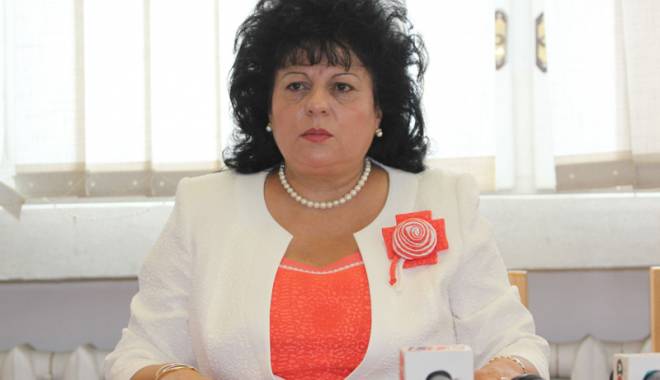 Primăria Cumpăna cinstește veteranii de război de Ziua Armatei - primariacumpanacinstestemarianag-1445618509.jpg
