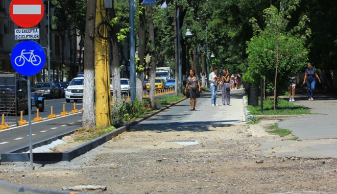 Stâlpii de beton de pe bulevardele Tomis și Ferdinand vor fi demontați - primariademonteaza-1468946005.jpg