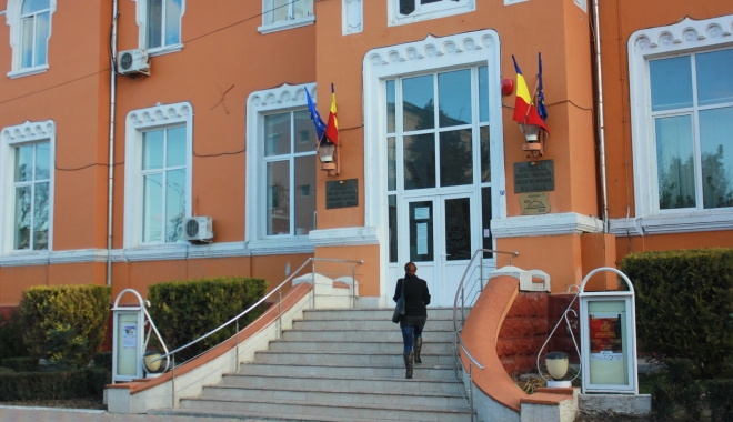 Cetățenii care nu au locuințe, în atenția Primăriei Medgidia - primariamedgidia1-1476272235.jpg
