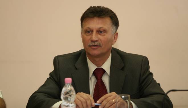 Primăria Medgidia începe distribuția alimentelor de la Uniunea Europeană - primariamedgidiaincepe-1421428701.jpg