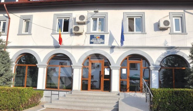 Ce avertisment lansează Primăria Năvodari - primarianavodari1-1317843885.jpg