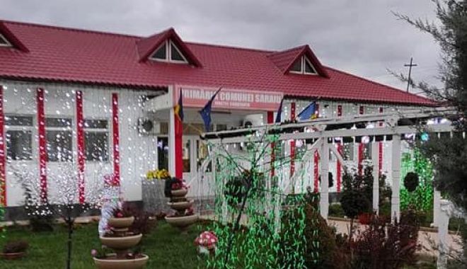 „Târgul lui Moş Crăciun”, aproape finalizat în comuna Saraiu - primariasaraiucrop-1606156695.jpg