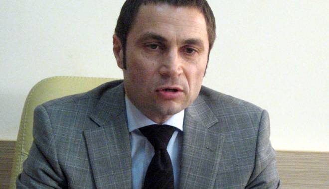 Primarul Mangaliei, Cristian Radu, ia măsuri suplimentare de interes local - primarulcristianradu-1446570032.jpg