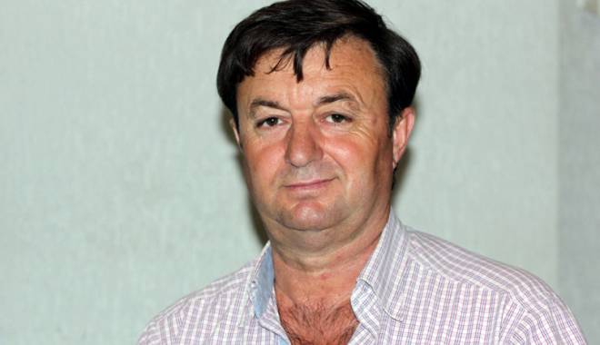Primarul Titu Neague vrea să reducă costurile cu energia electrică în Bărăganu - primarultituneaguebaraganu-1440001274.jpg
