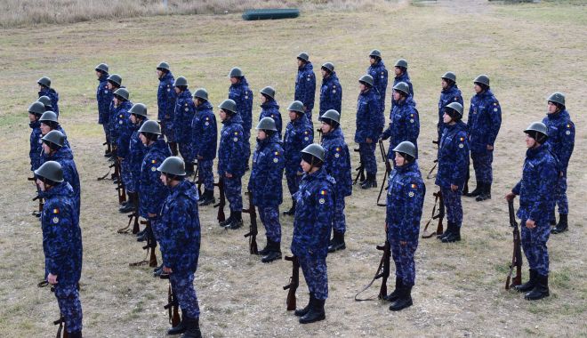 Prima sesiune reală de tragere pentru elevii de anul întâi de la Şcoala Militară de Maiştri Militari - primasesiune1-1633876569.jpg