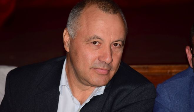 Astăzi, sună clopoțelul. Zeci de posturi neocupate în școlile din județul Constanța - primazidescoala-1567960903.jpg