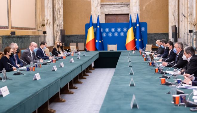 Primul-ministru Nicolae Ciucă s-a întâlnit cu reprezentanții investitorilor străini - primulministrunicolaeciucasainta-1644000742.jpg