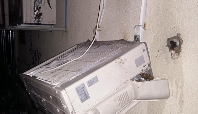 Prinși de jandarmi în timp ce încercau  să fure aparate de aer condiționat - prinsi-1466429585.jpg