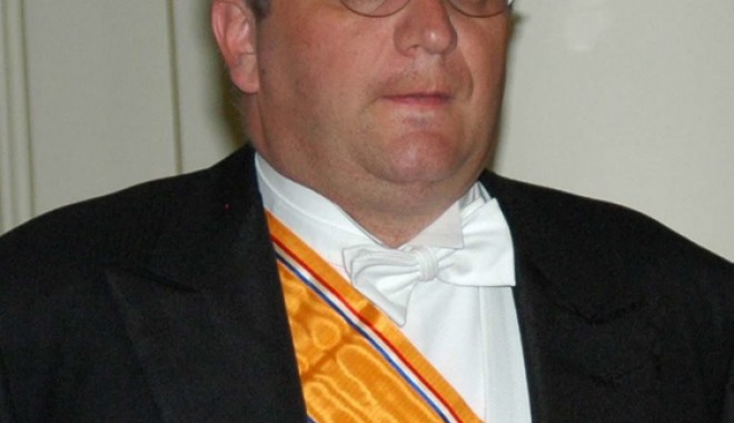 Prințul Laurent al Belgiei, accident de schi, în Austria - print-1361548219.jpg