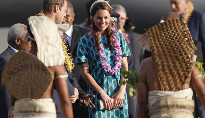 Prințul William și Kate, departe de scandalul din Anglia - printulwilliam-1347908007.jpg