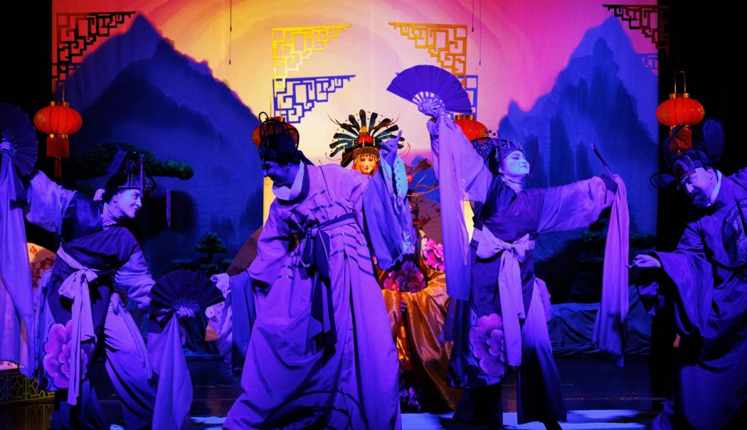”Privighetoarea” – o lecție despre prietenia adevărată, pe scena Teatrului ”Căluțul de Mare” - privighetoarea-1737113004.jpg