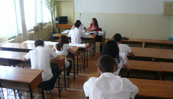 S-a încheiat simularea Evaluării Naționale - probaa81339448423-1424777656.jpg