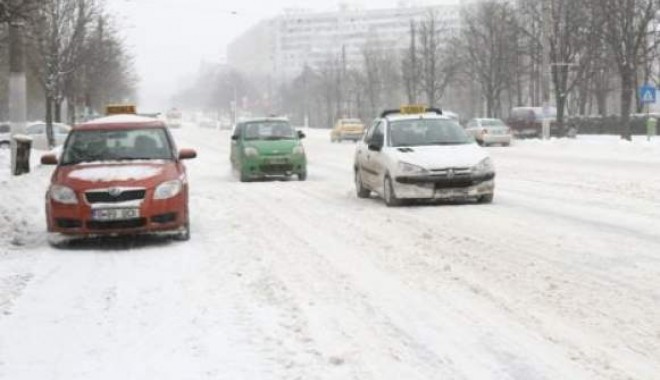 Constănțenii au amânat examenul auto pentru zile mai călduroase - probadeconducereaexamenuluiautos-1328215698.jpg