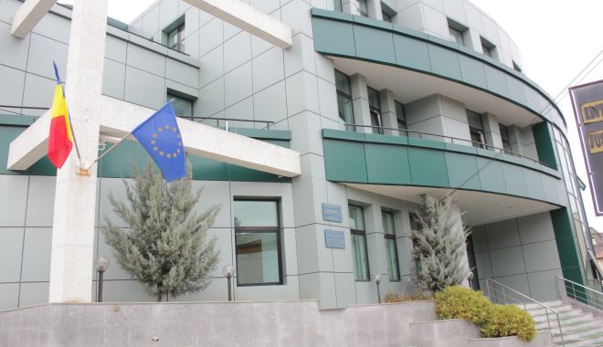 Klaus Iohannis a semnat decizia de pensionare a unui procuror constănțean - procuror-1625251636.jpg