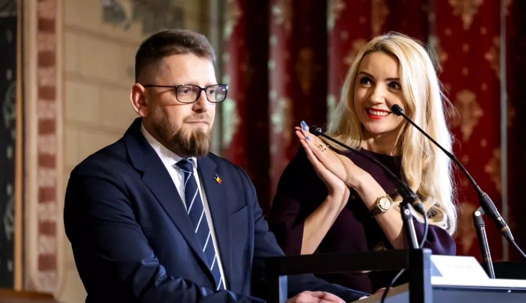 Doi procurori români implicați în recuperarea coifului de la Coțofenești - procurori-2-1775147592.webp