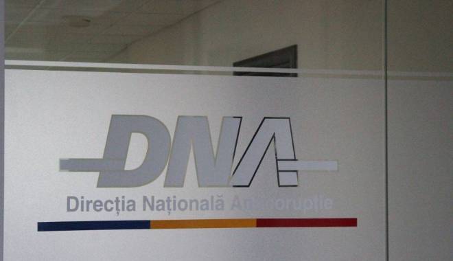 Procurorul care a primit mită un vițel a fost trimis în judecată - procurormacinjudecata-1434616286.jpg