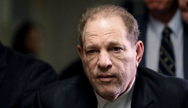 Harvey Weinstein, condamnat la 16 ani de închisoare pentru viol şi agresiune sexuală - producatorcondamnat-1677248439.jpg