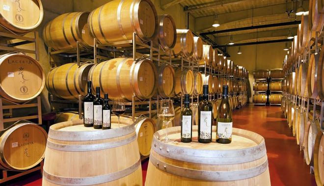 Producătorii de vinuri, grav afectați de restricțiile stării de urgență - producatoriidevinurisuntgravafec-1584883723.jpg