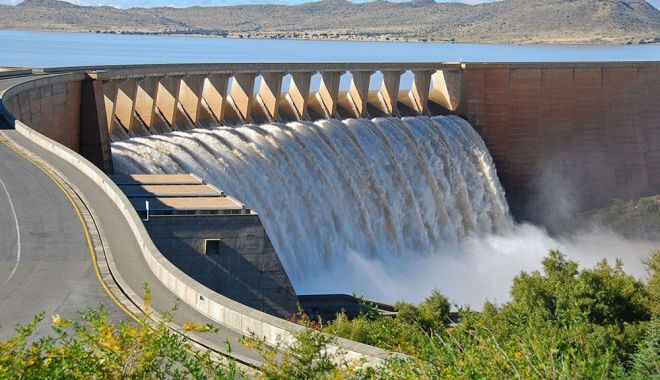 Producția de energie electrică e în scădere - productiadeelectricitate1110-1570785514.jpg