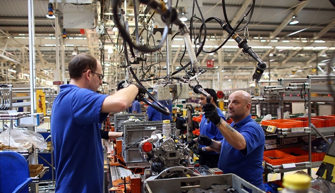Producția industrială face pasul înapoi - productiaindustriala1406-1497437547.jpg