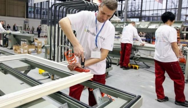 Producția industrială e în declin - productiaindustrialaeindeclin-1618298301.jpg