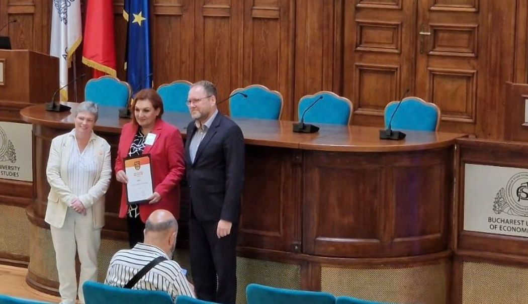 Prof. Liliana-Ana Tuță, prezentă la Forumul Universităților din România - prof-liliana-tuta-1758796472.jpg