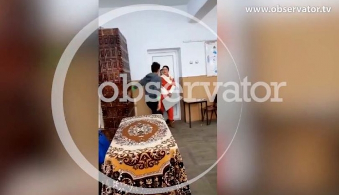 Profesoară bătută și înjurată de elevi / 