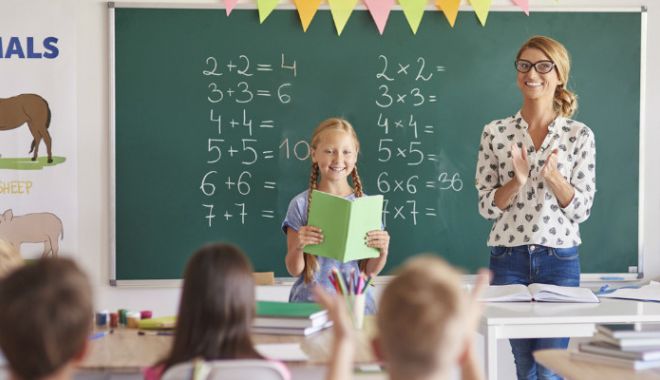 Anunț important pentru profesori și învățători. În vizor - catedre și salarii - profesori-1540538508.jpg