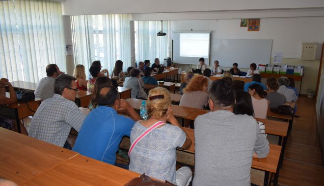 Profesorii își primesc banii de la salariile calculate greșit acum zece ani - profesoriiisivorprimibanii-1555269818.jpg