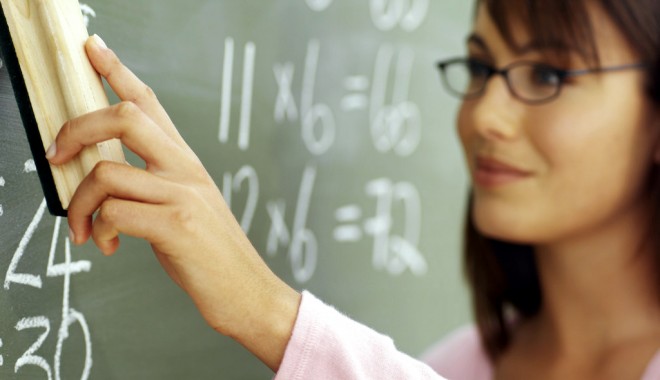 Ziua Profesorului turc, sărbătorită la Constanța - profesorlatabla13583468131409033-1417096889.jpg